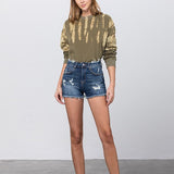 MID-RISE PREMIUM DISTRESSED SHORTS