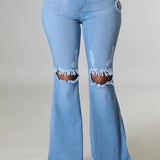 Knee Rip Flare Jean in Medium Wash