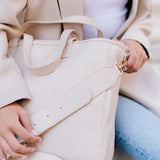 SIGNATURE TOTE CARRY ALL ON LAPTOP BAG