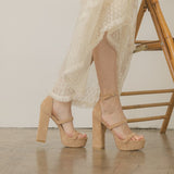 Oasis Society Raelynn - Suede Platform Heels