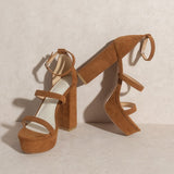 Oasis Society Raelynn - Suede Platform Heels