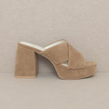 Oasis Society Carmen - Chunky Platform Mule Heel