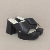 Oasis Society Carmen - Chunky Platform Mule Heel