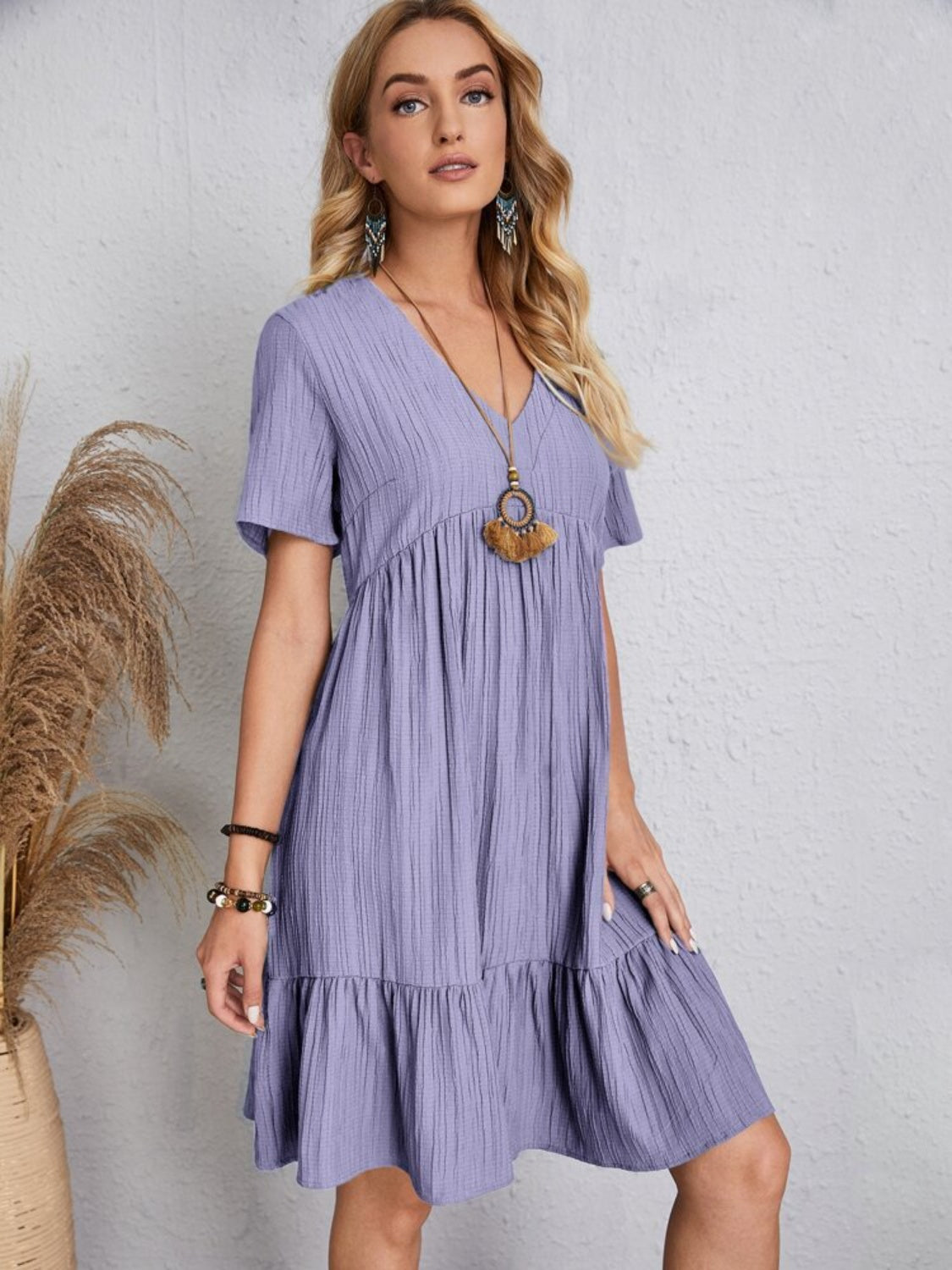 Curvy Line- V Neck Short Sleeve Dress