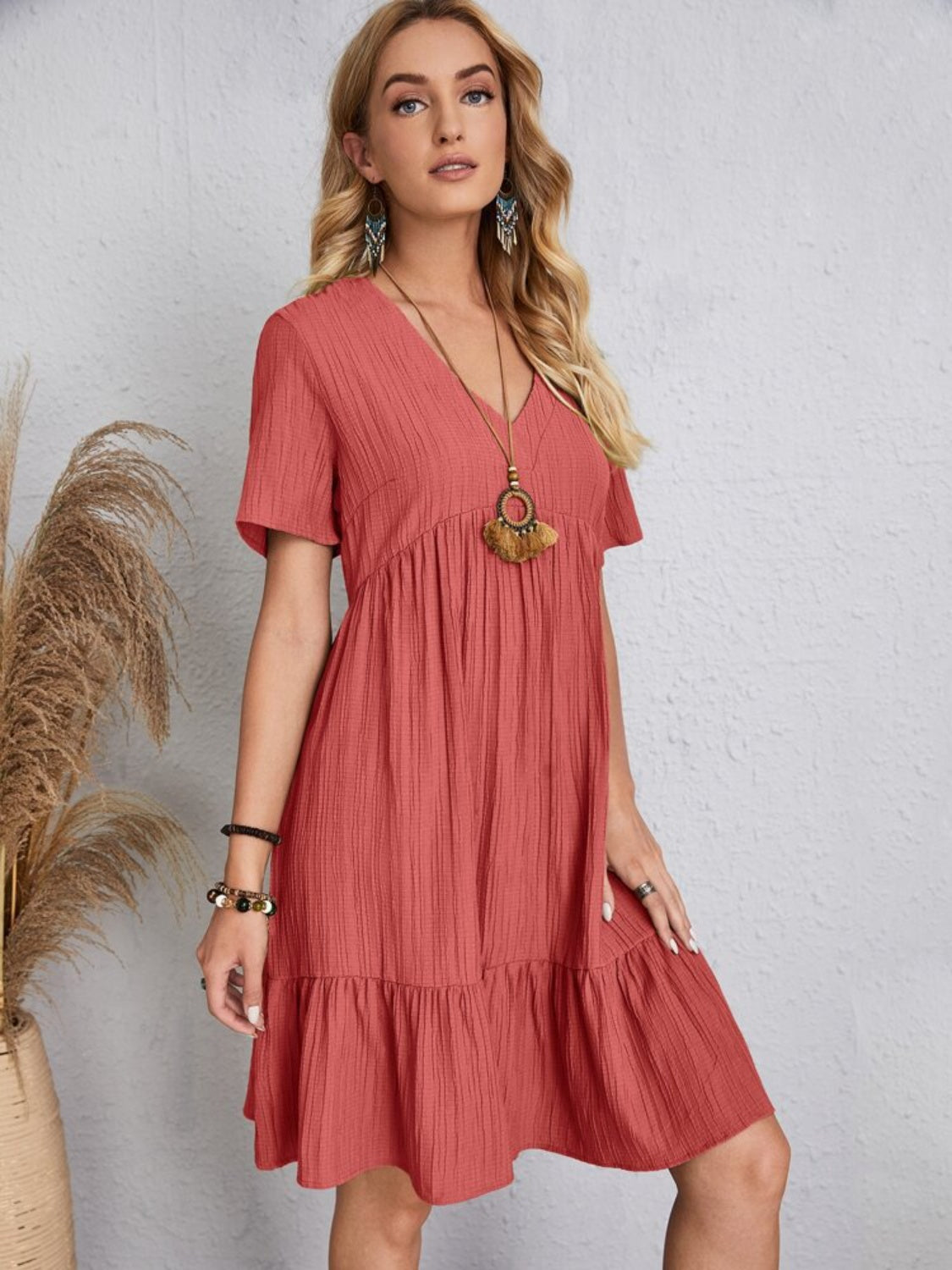 Curvy Line- V Neck Short Sleeve Dress