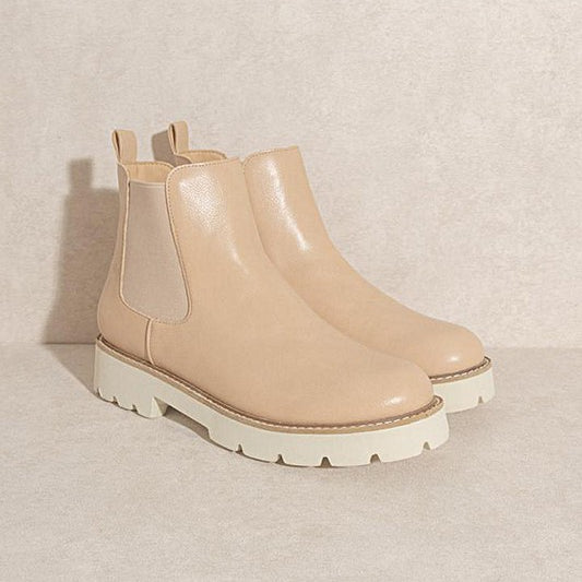 GIANNA-CHUNKY SOLE CHESEA BOOT