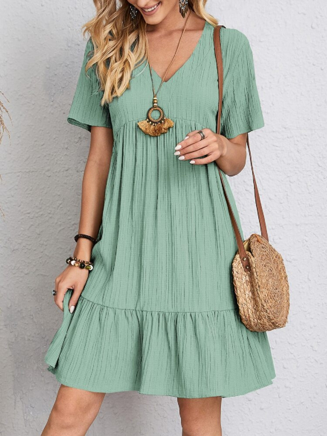 Curvy Line- V Neck Short Sleeve Dress