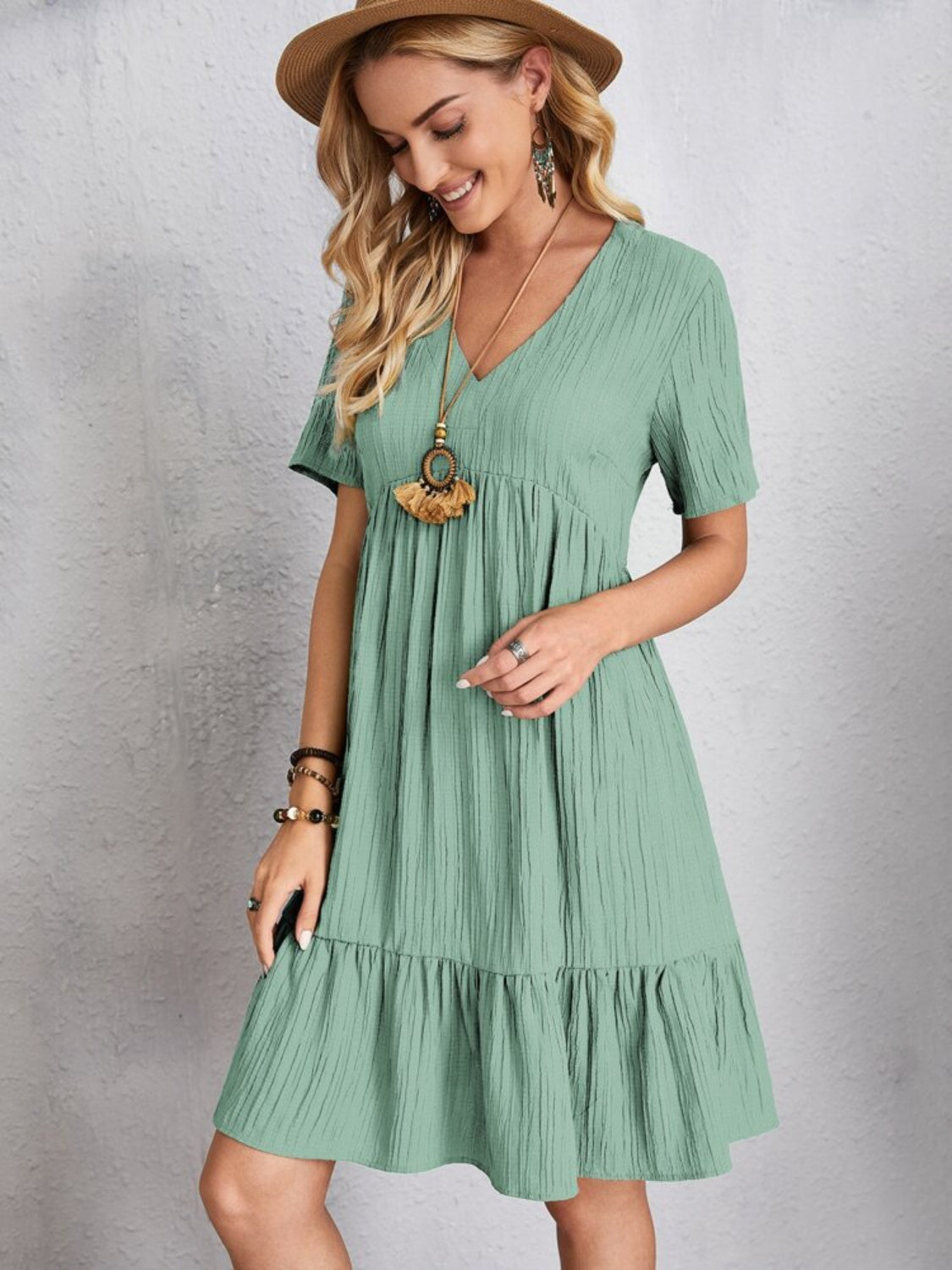 Curvy Line- V Neck Short Sleeve Dress